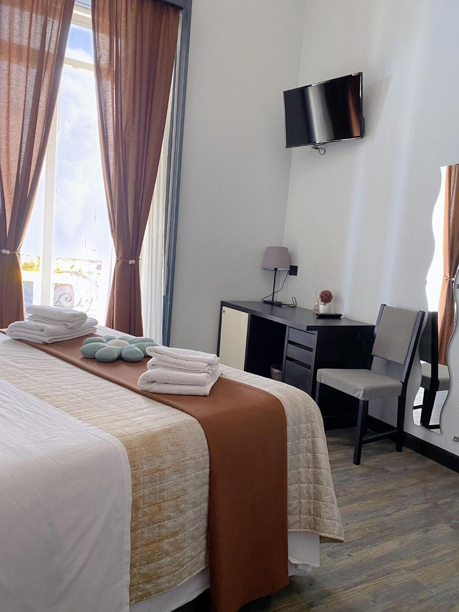 Dolce Vita Rooms 那不勒斯 外观 照片