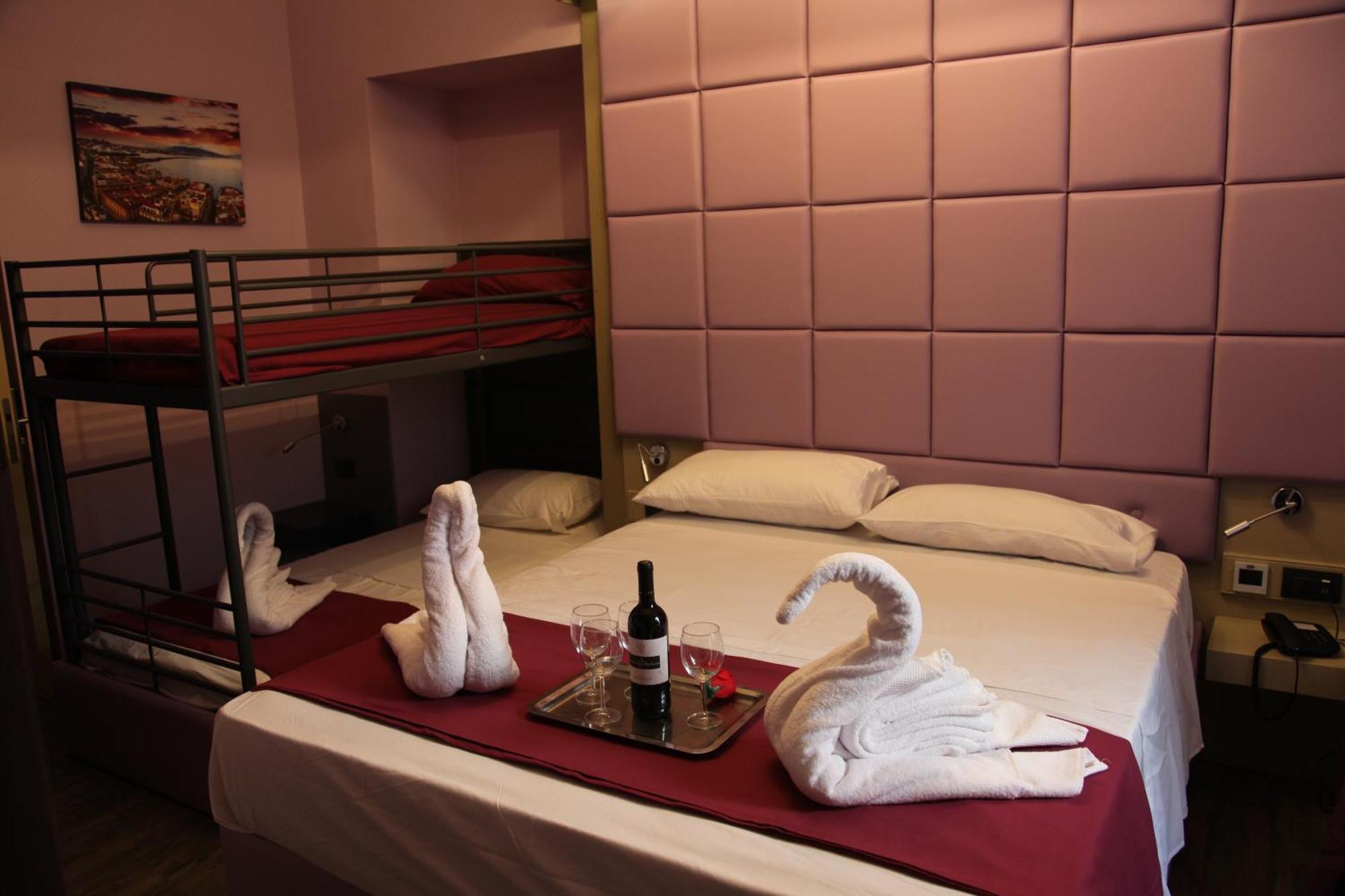 Dolce Vita Rooms 那不勒斯 外观 照片