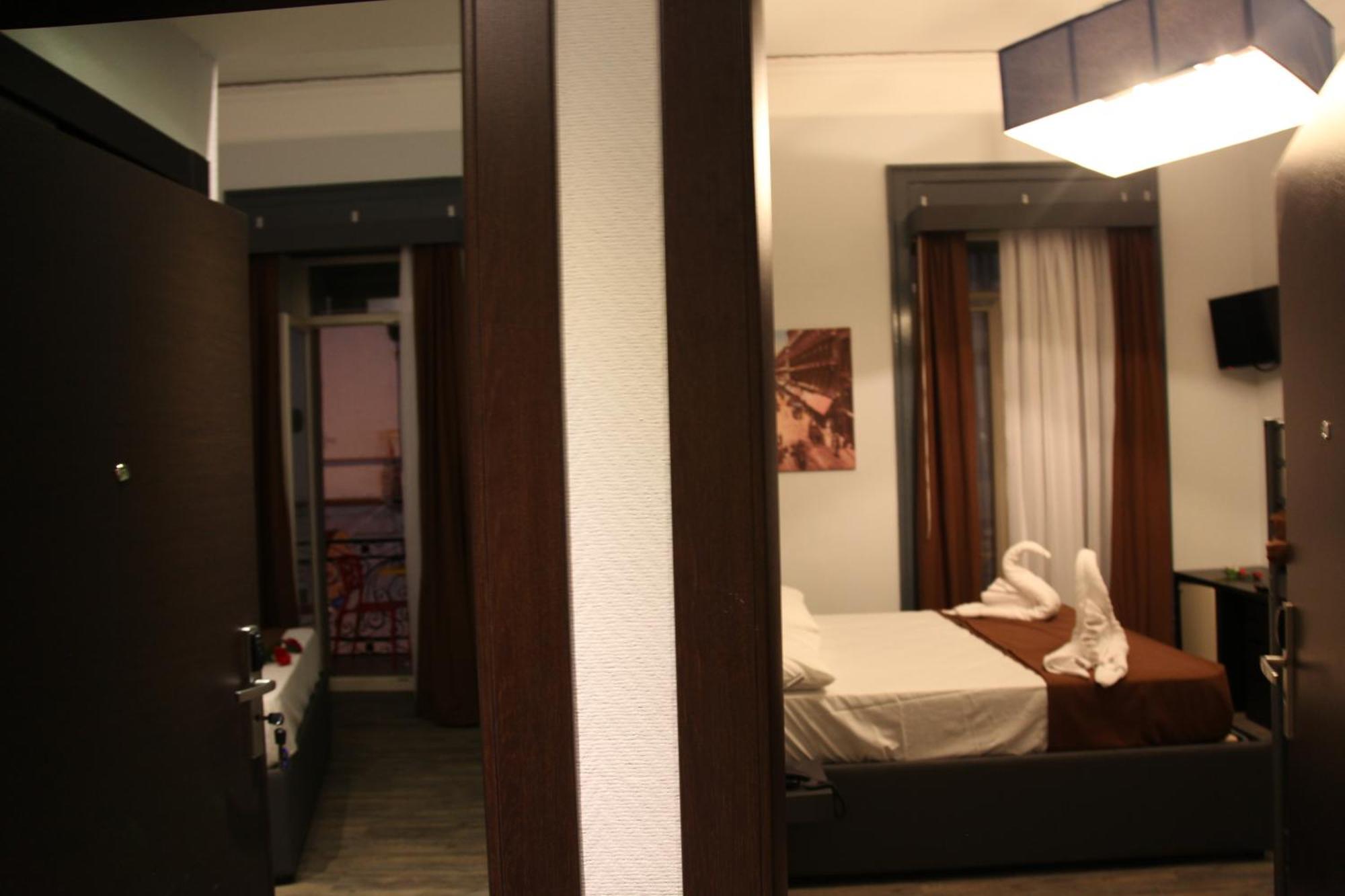 Dolce Vita Rooms 那不勒斯 外观 照片