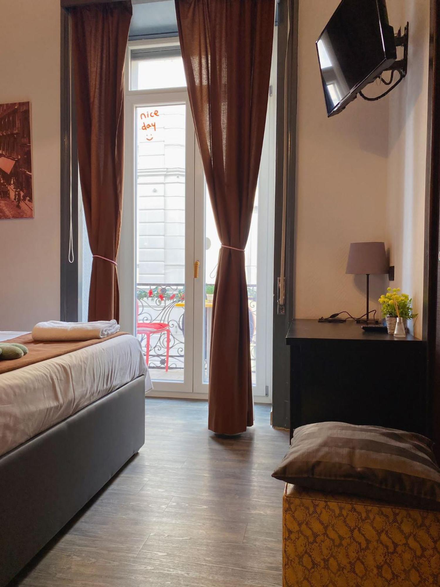 Dolce Vita Rooms 那不勒斯 外观 照片