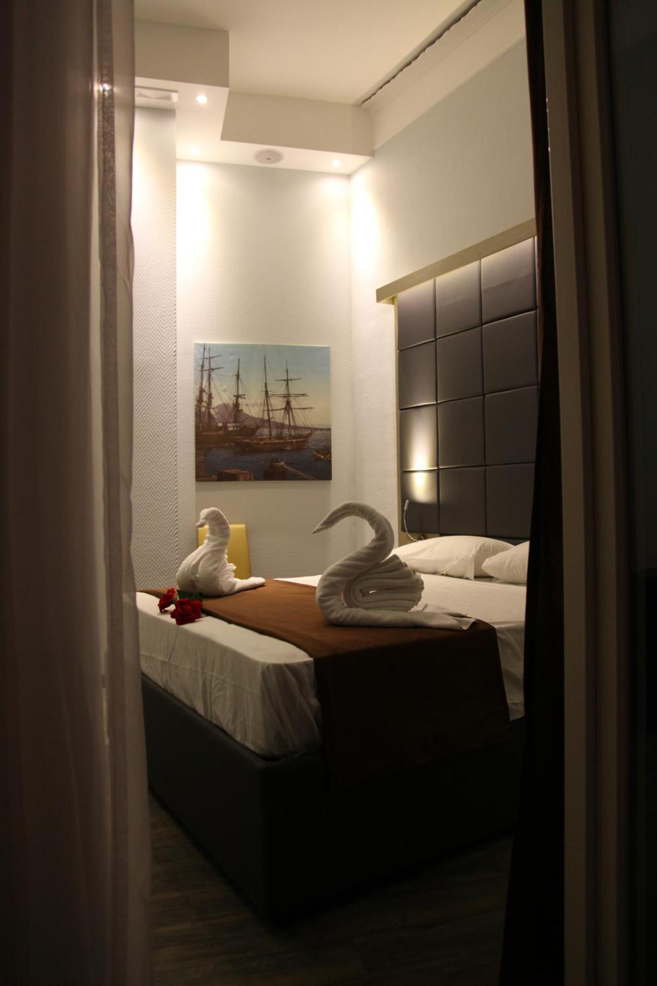 Dolce Vita Rooms 那不勒斯 外观 照片