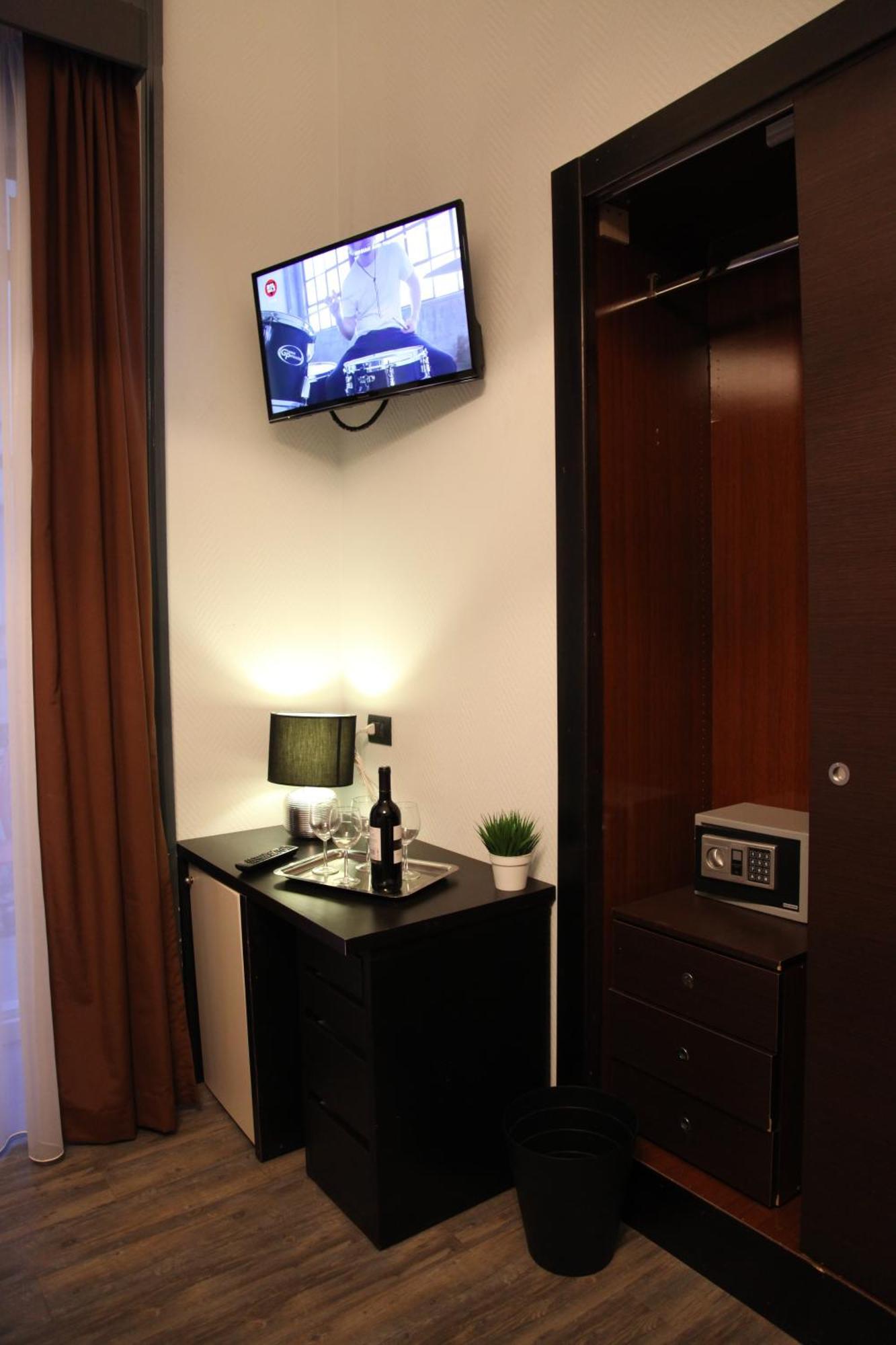 Dolce Vita Rooms 那不勒斯 外观 照片