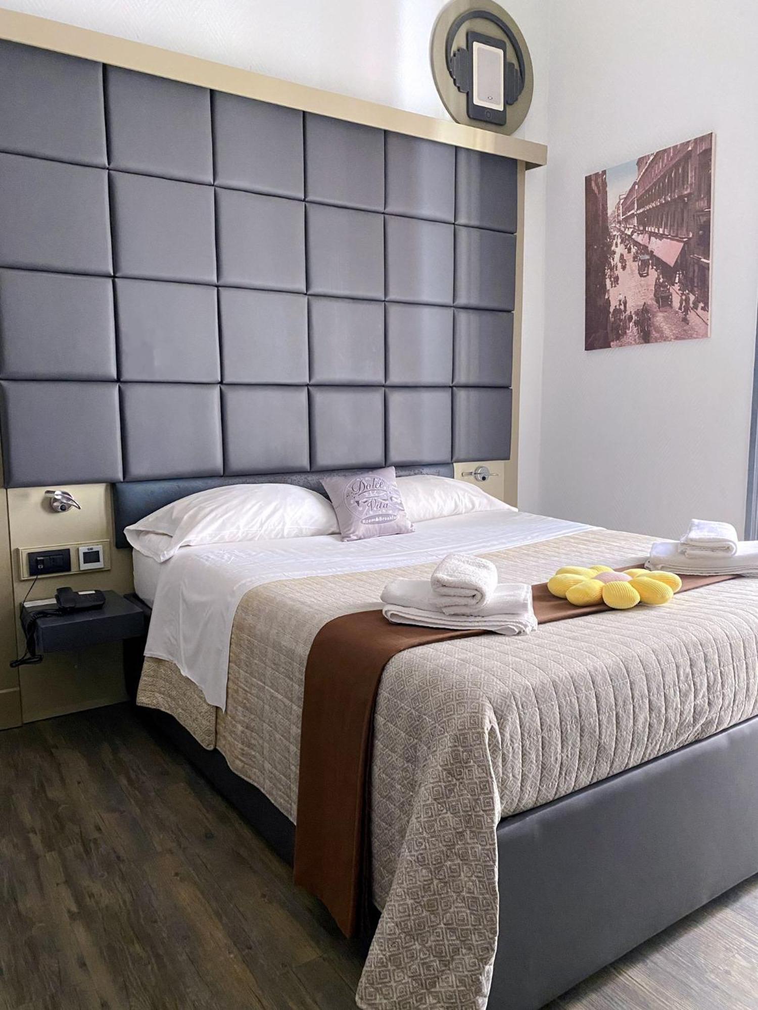Dolce Vita Rooms 那不勒斯 外观 照片